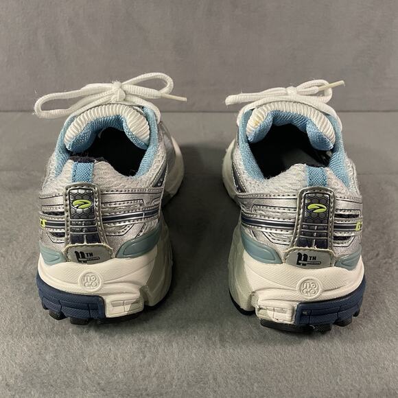 Brooks Shoes Women’s 7.5 B Adrenaline GTS 11th Edition Athletic Sneakers Silver - Picture 4 of 8